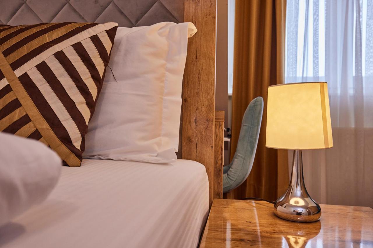 Hotel Isha フランクフルト エクステリア 写真